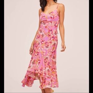 ASTR The Label Janine Floral Midi Dress